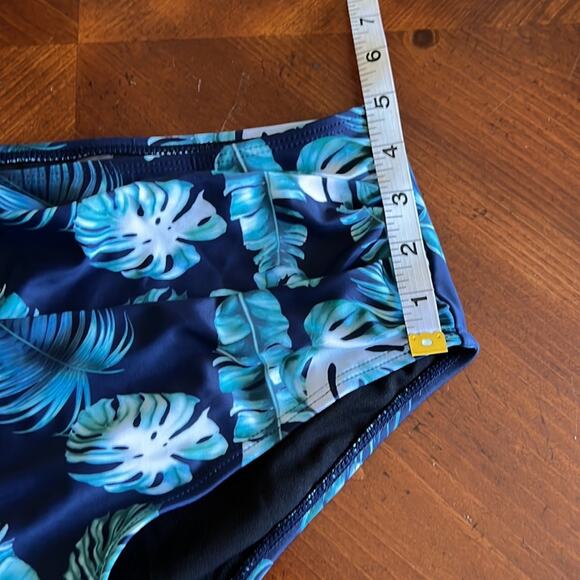 SHEIN Size L 2pc Bikini Swimsuit Tiered Top Tropical Print Bottom - Picture 7 of 8